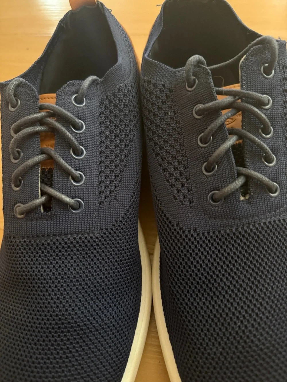 SOPHISTICATED NAVY OXFORD SHOE SPORTY SNEAKER OUTSOLE CASUAL LIGHTWEIGHT SIZE 11